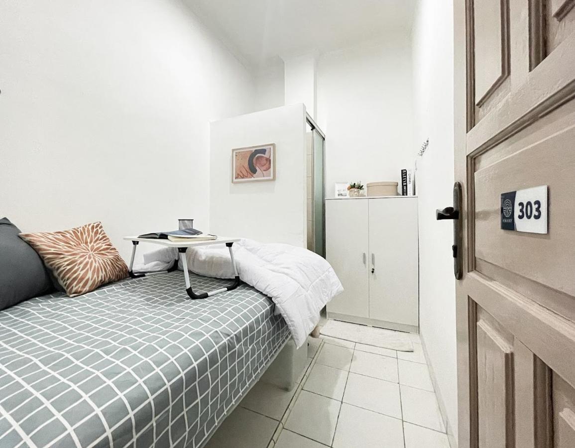 Kos Awany Coliving Hostel Jakarta Kültér fotó