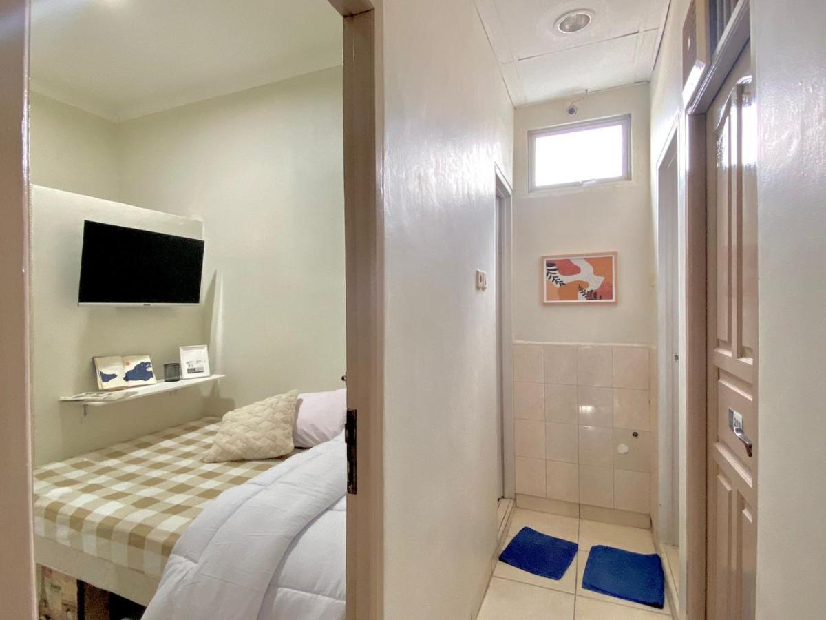 Kos Awany Coliving Hostel Jakarta Kültér fotó