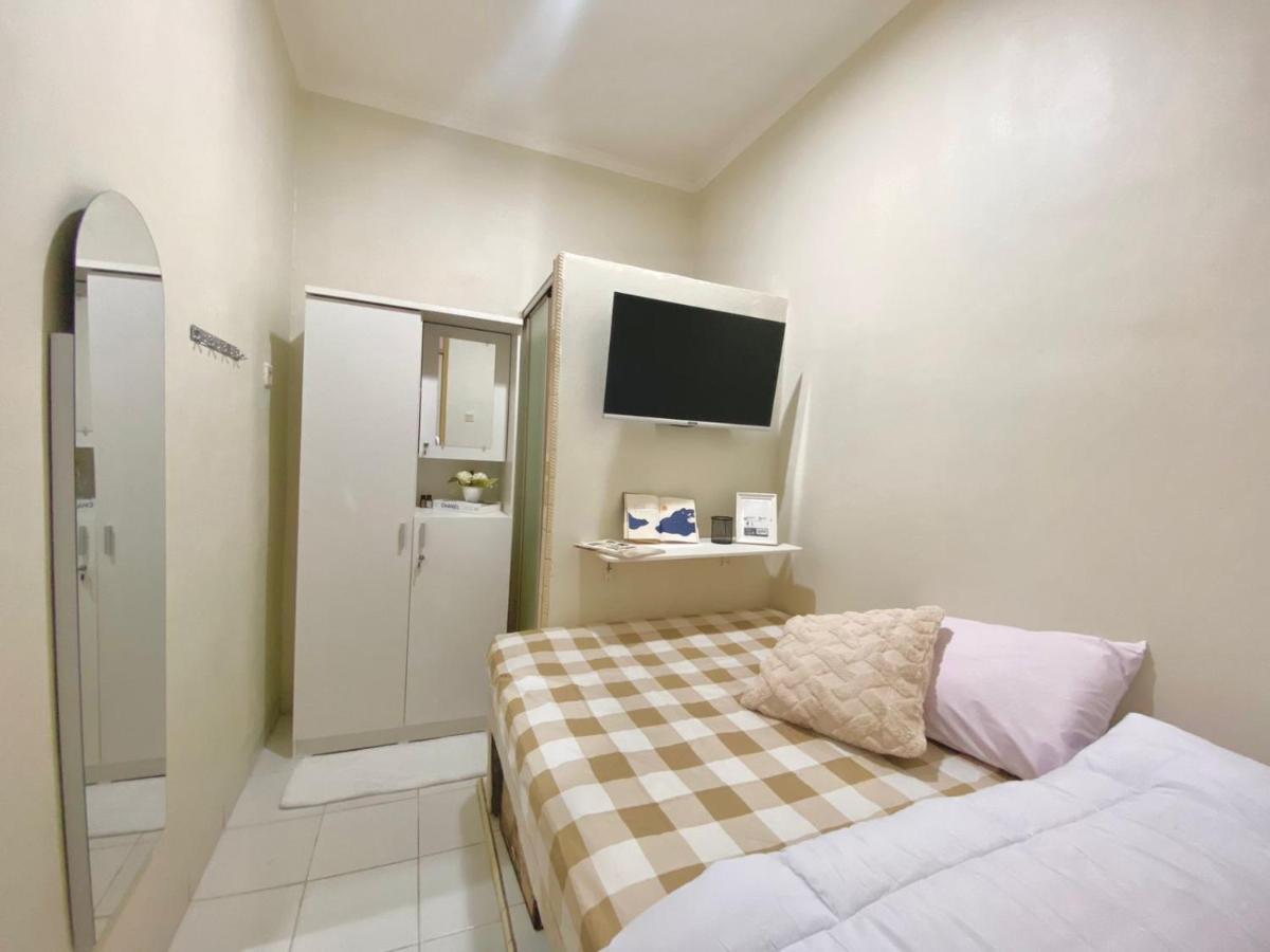 Kos Awany Coliving Hostel Jakarta Kültér fotó