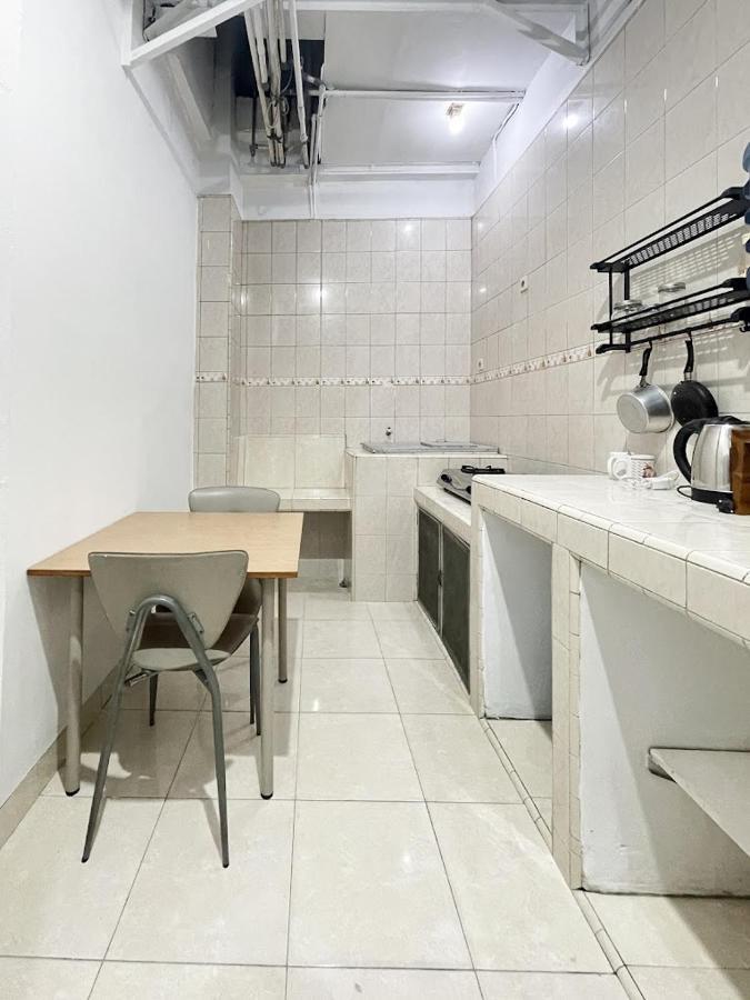 Kos Awany Coliving Hostel Jakarta Kültér fotó