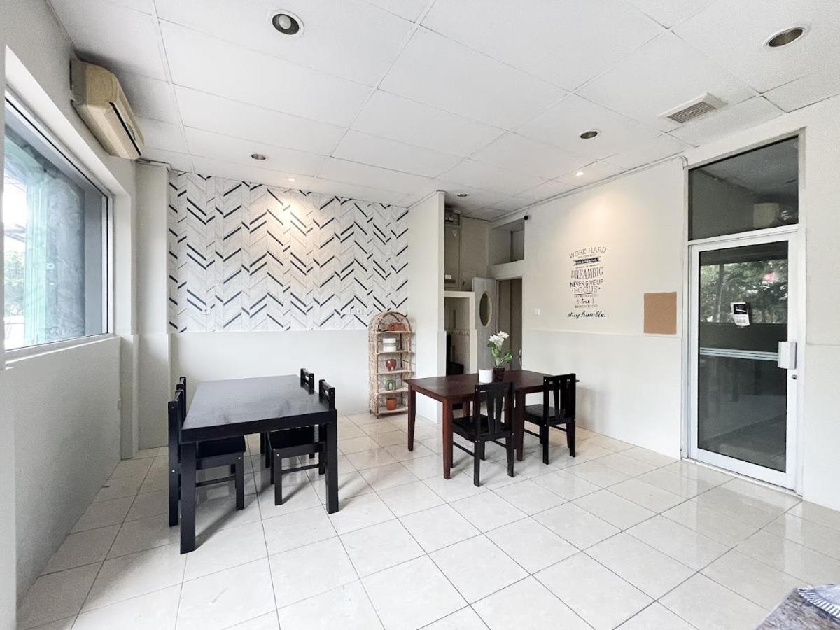 Kos Awany Coliving Hostel Jakarta Kültér fotó